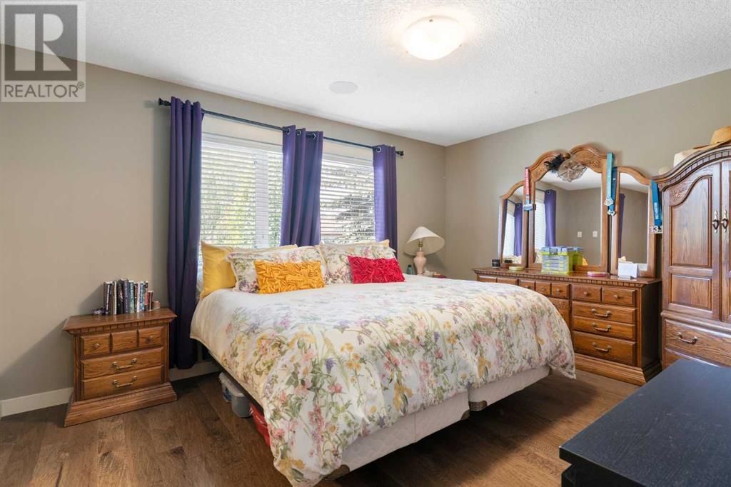 Single Family House for Sale in    Avenue NW Montgomery Calgary 