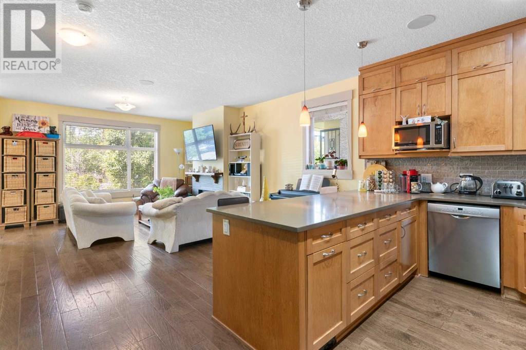 Single Family House for Sale in    Avenue NW Montgomery Calgary 