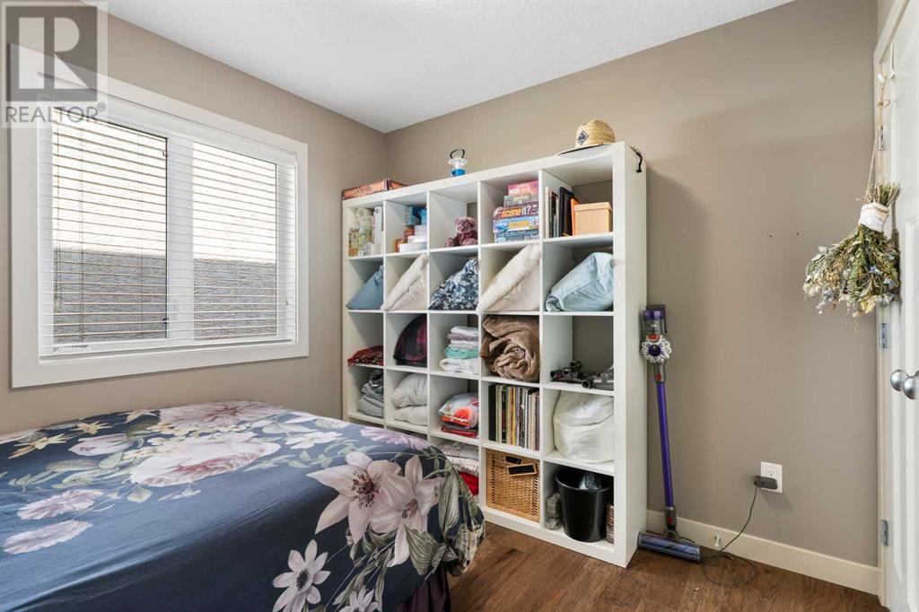 Single Family House for Sale in    Avenue NW Montgomery Calgary 