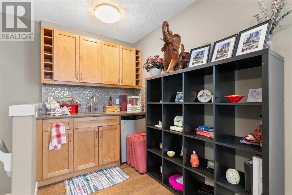 Single Family House for Sale in    Avenue NW Montgomery Calgary 