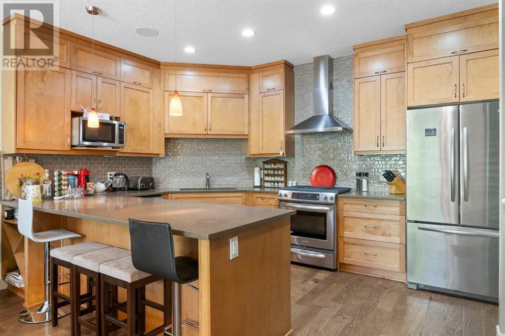 Single Family House for Sale in    Avenue NW Montgomery Calgary 