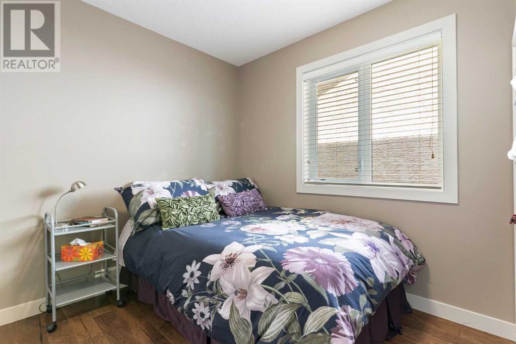 Single Family House for Sale in    Avenue NW Montgomery Calgary 