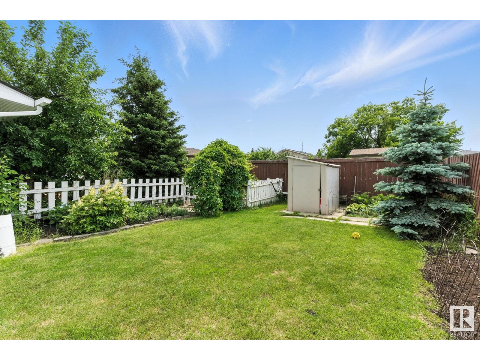 Photo 1 of 9608 98 A St, Morinville AB