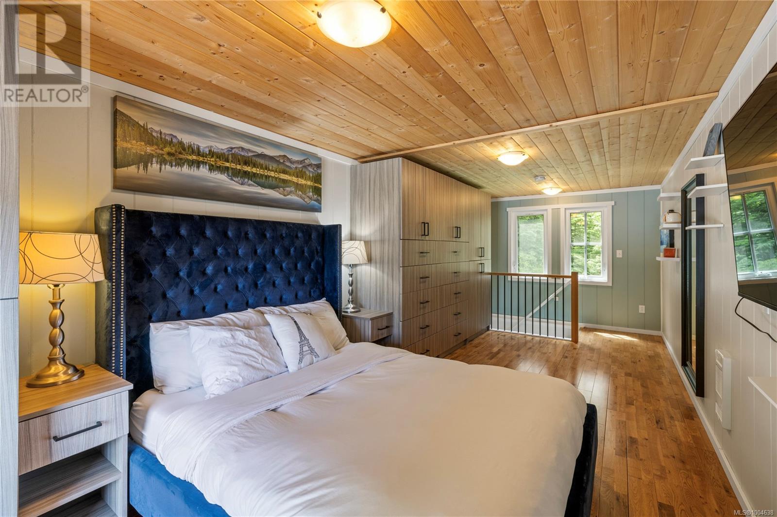 1870 Wallace Wood Way, Qualicum Beach