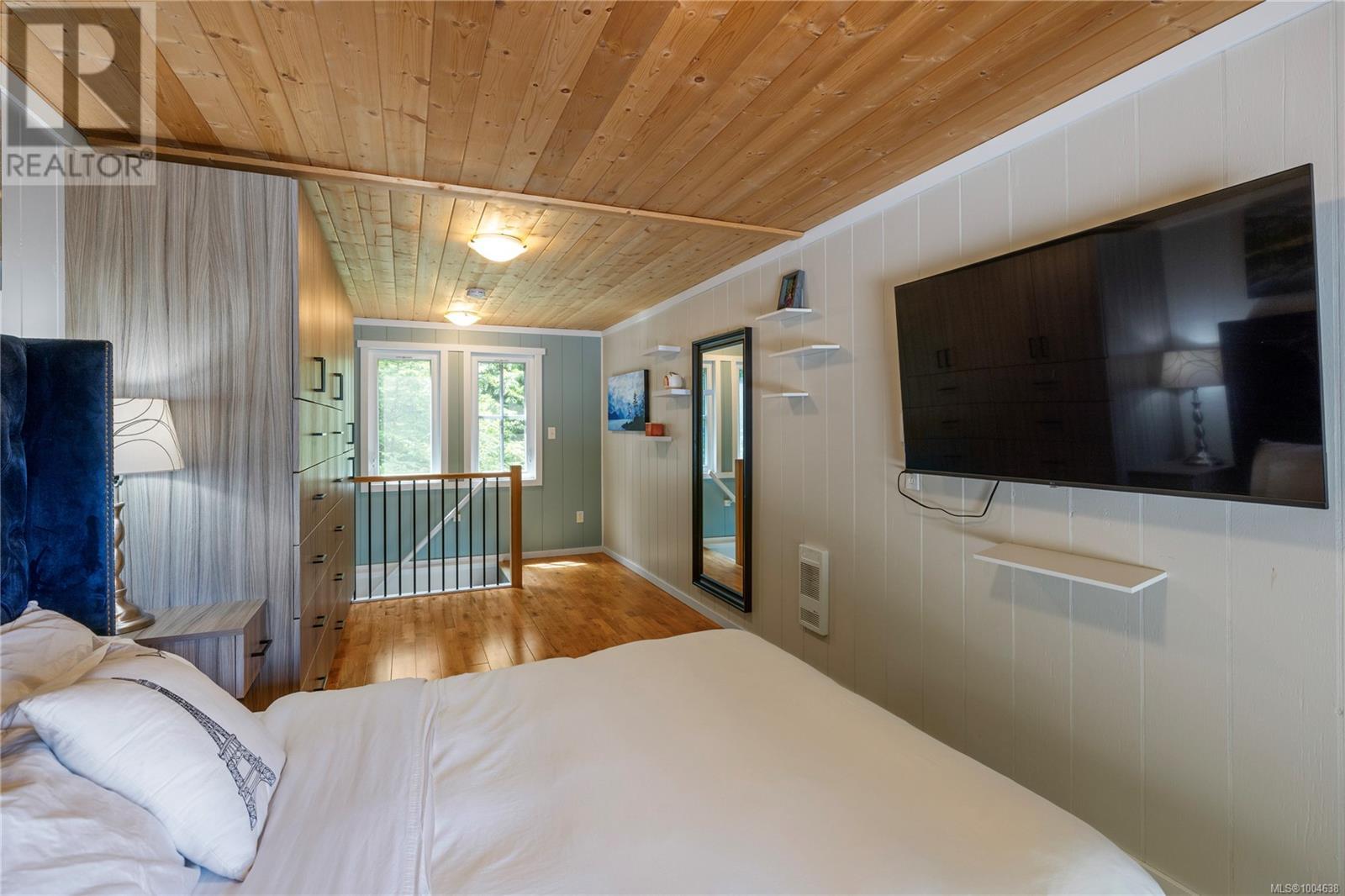 1870 Wallace Wood Way, Qualicum Beach