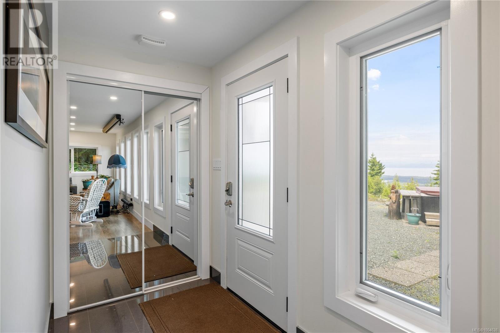 1870 Wallace Wood Way, Qualicum Beach