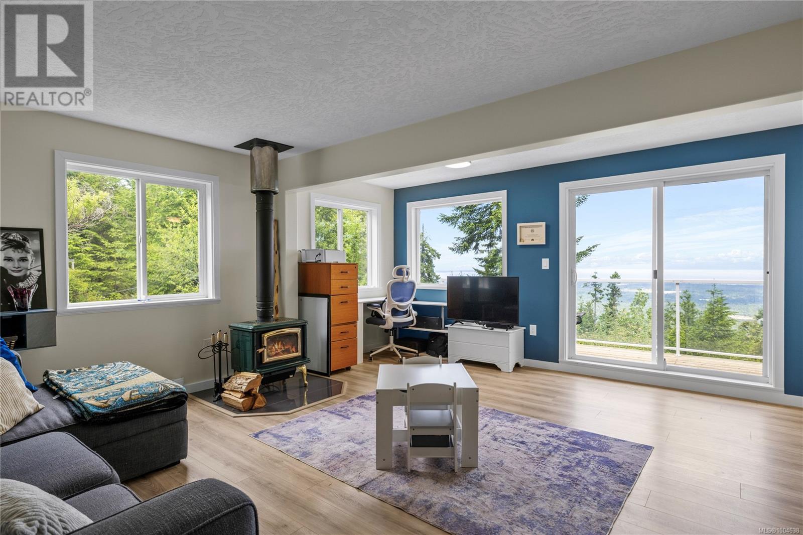 1870 Wallace Wood Way, Qualicum Beach
