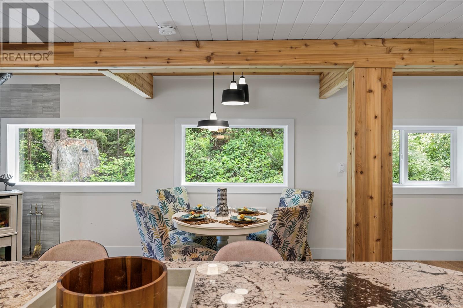 1870 Wallace Wood Way, Qualicum Beach