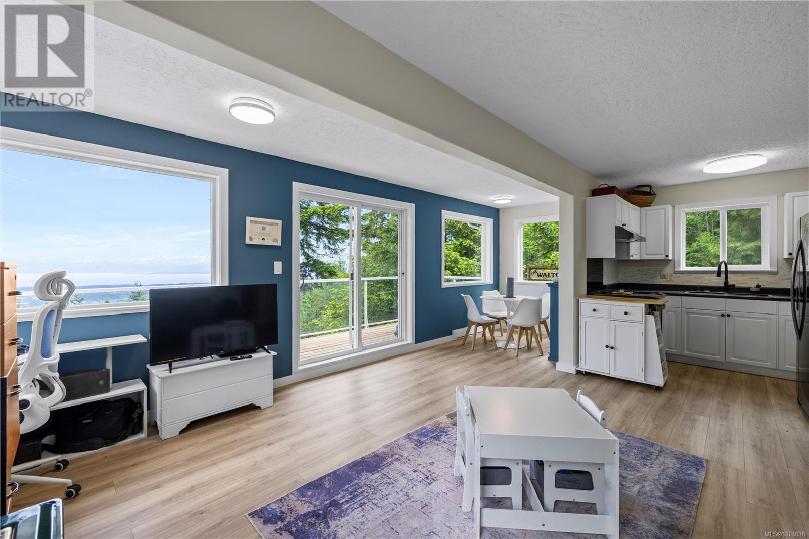 1870 Wallace Wood Way, Qualicum Beach