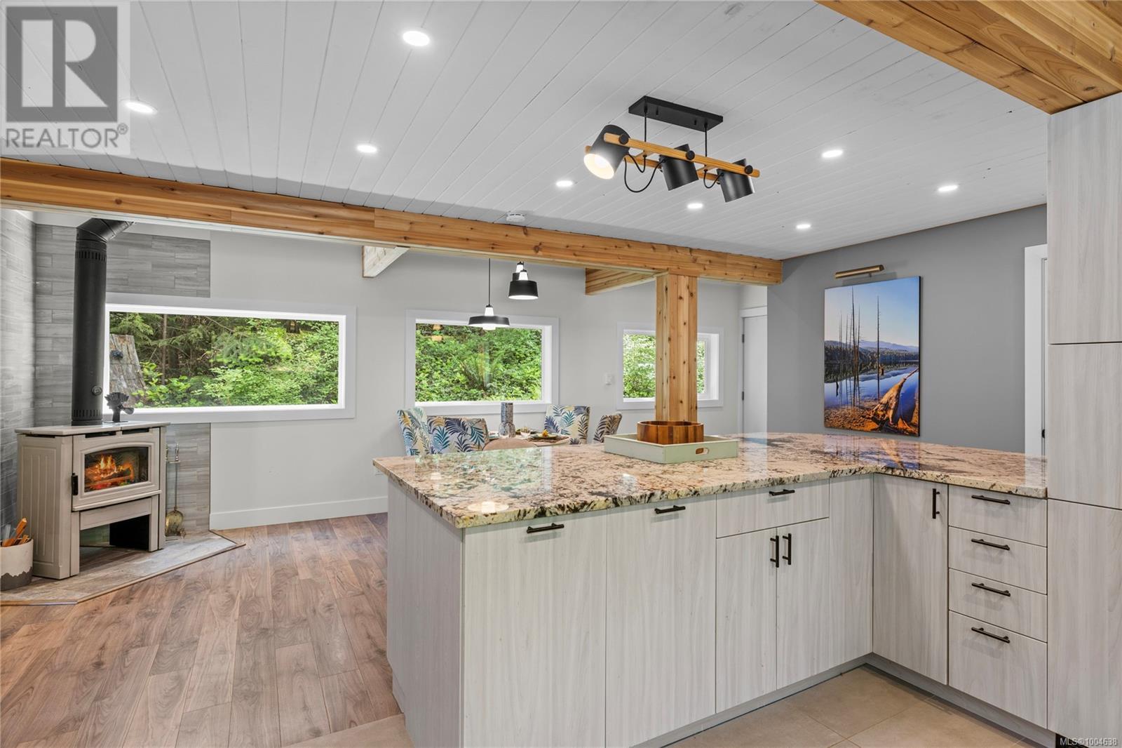 1870 Wallace Wood Way, Qualicum Beach