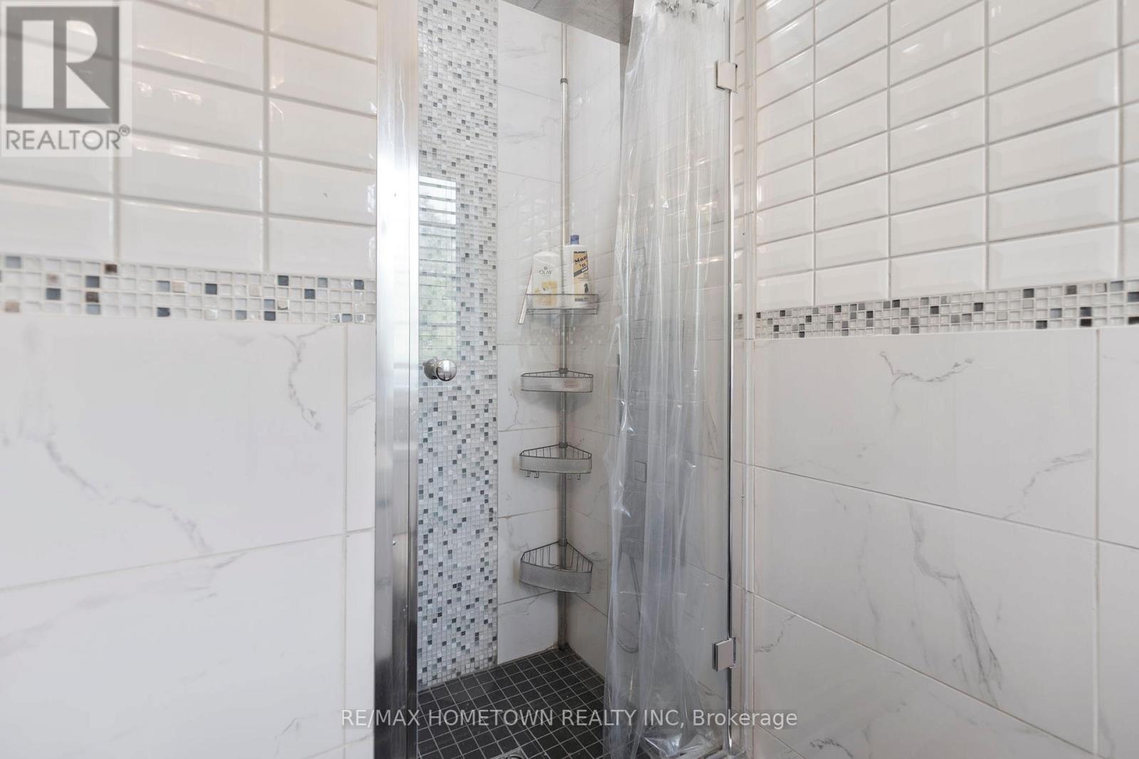 Photo 21 of 1020 Crestwood Drive, Brockville ON