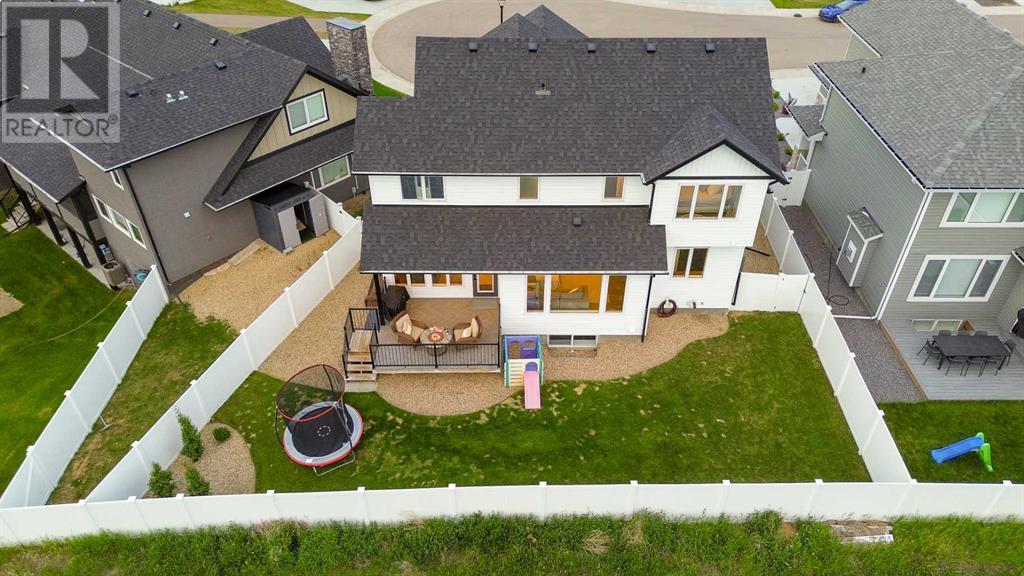 Photo 14 of 8 Cameron Court, Lacombe AB