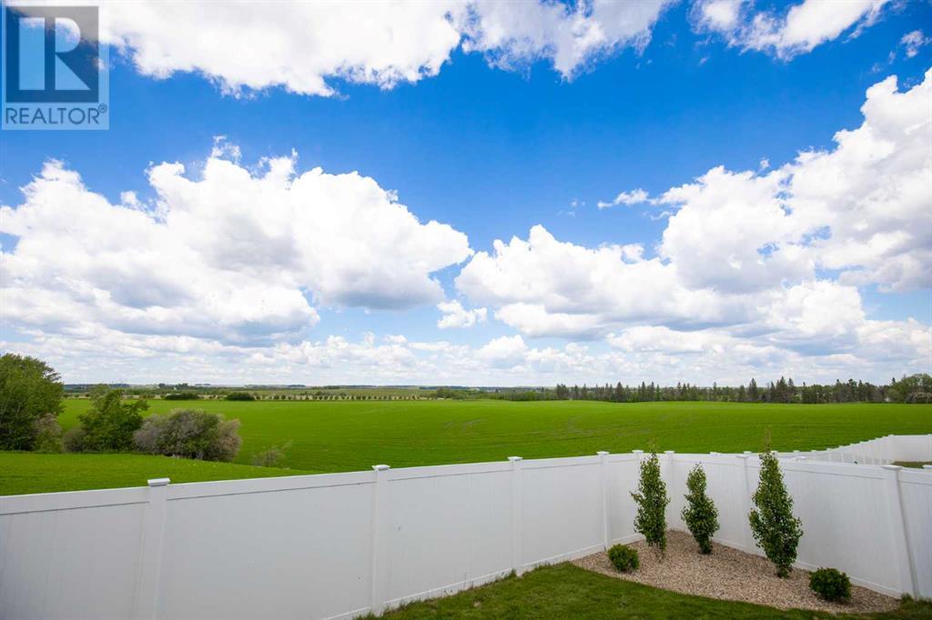 Photo 15 of 8 Cameron Court, Lacombe AB