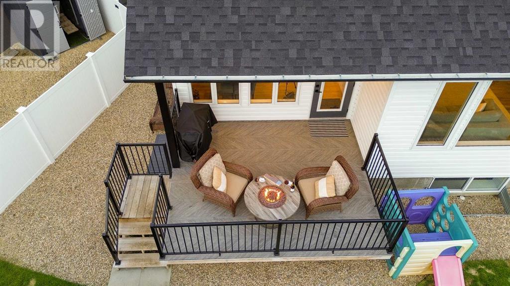 Photo 24 of 8 Cameron Court, Lacombe AB
