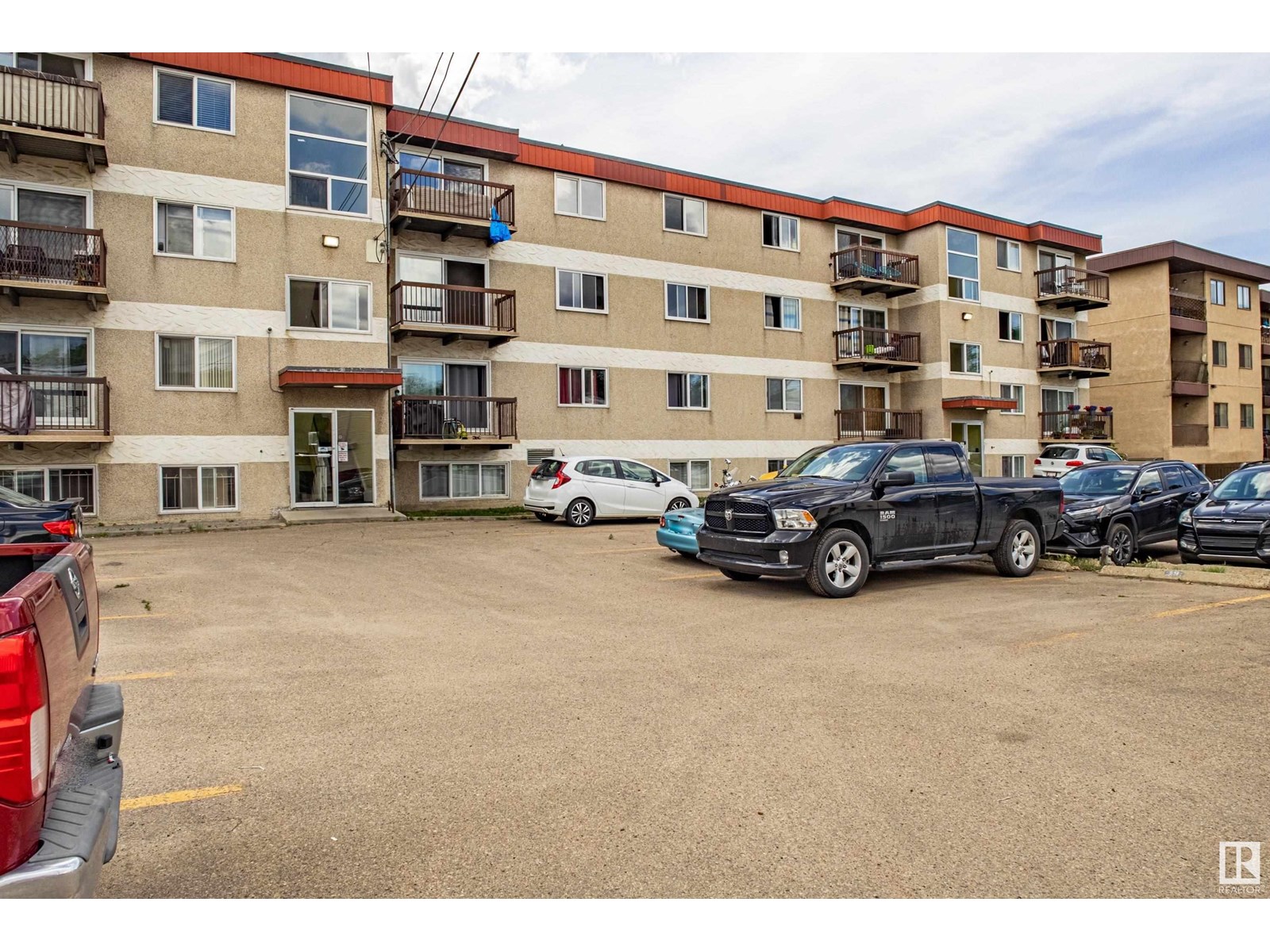 Photo 23 of 306 10725 111 St Nw, Edmonton AB