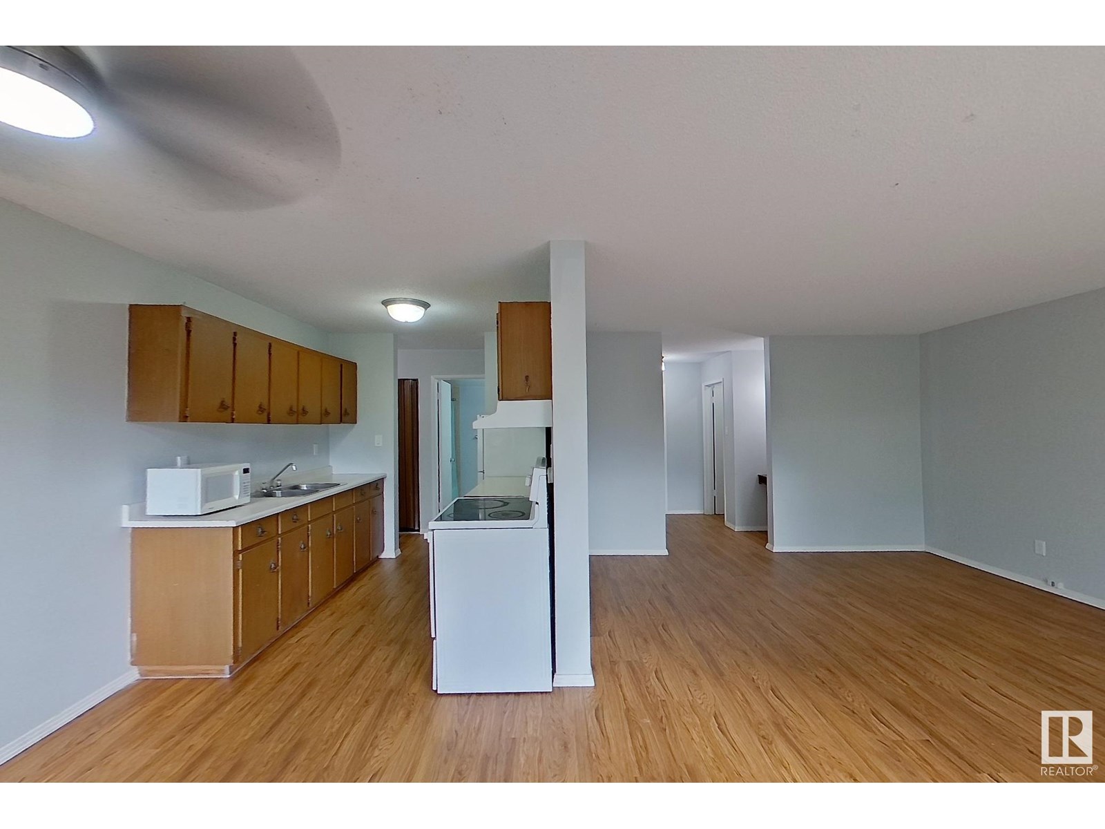 Photo 21 of 306 10725 111 St Nw, Edmonton AB