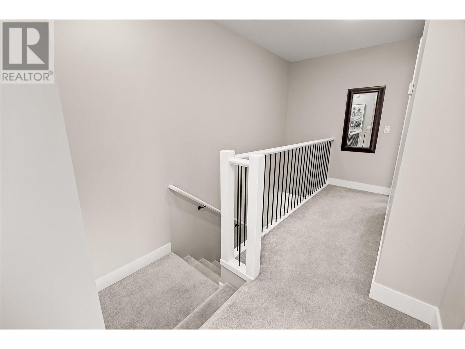 827 STOCKWELL AVENUE - Image 26