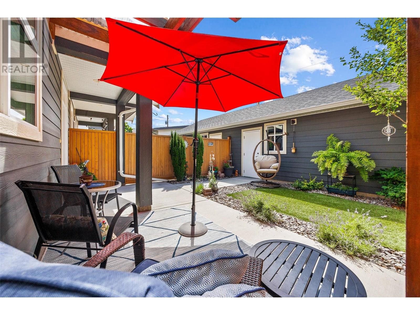 827 STOCKWELL AVENUE - Image 35