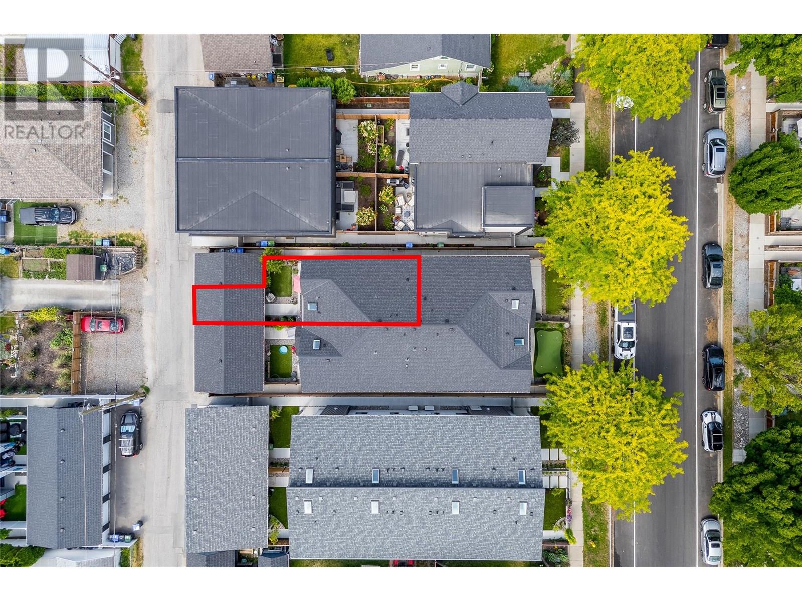 827 STOCKWELL AVENUE - Image 39