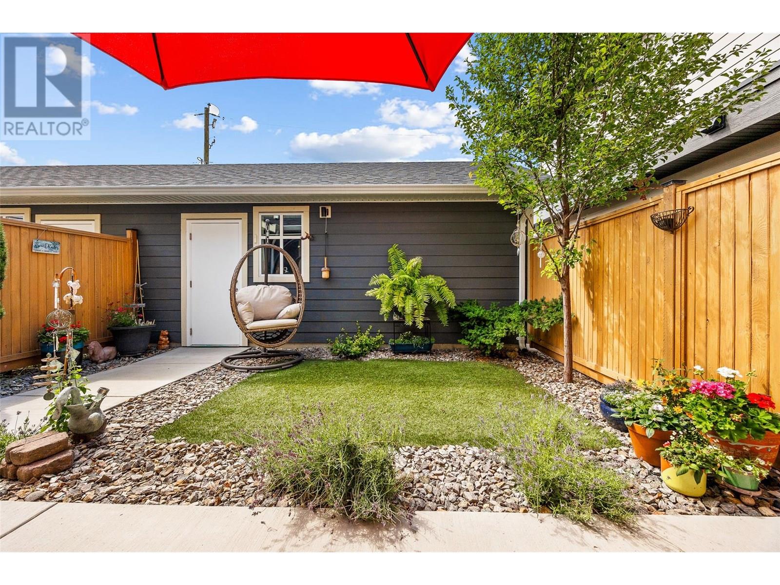 827 STOCKWELL AVENUE - Image 36