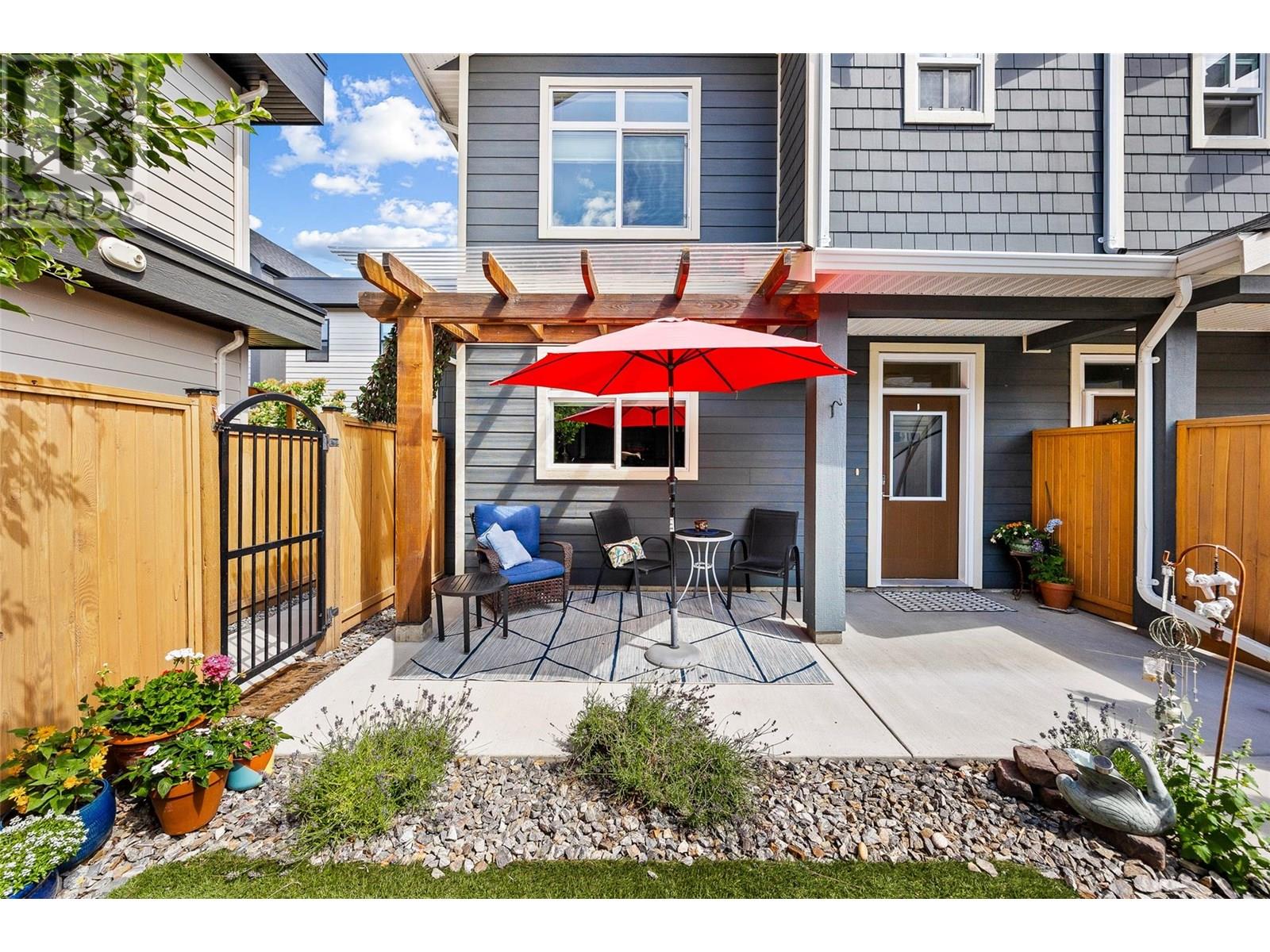 827 STOCKWELL AVENUE - Image 11