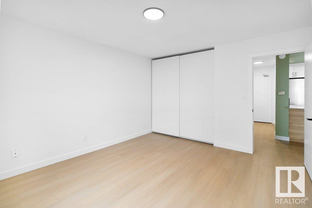 Photo 32 of 1004 9835 113 St Nw, Edmonton AB