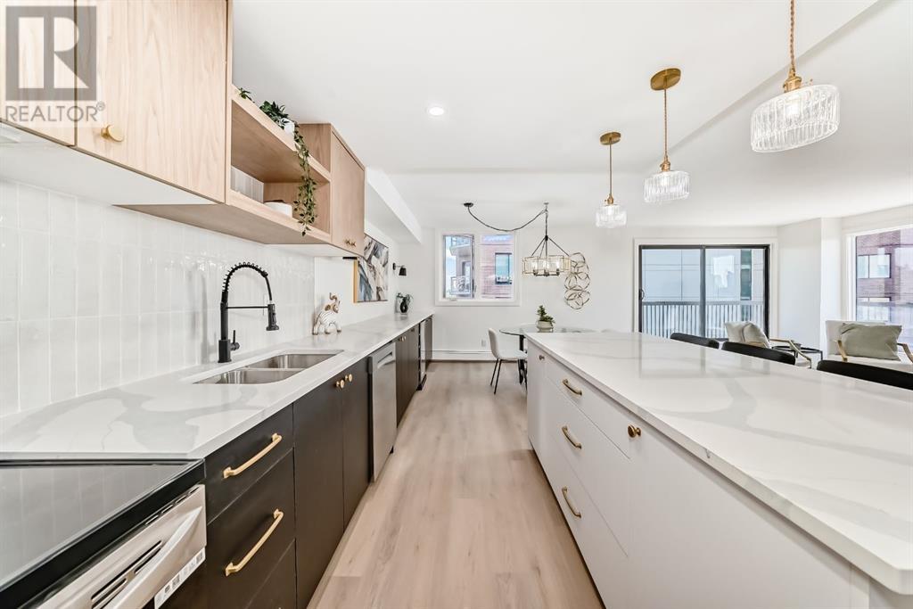 Single Family House for Sale in    Avenue SW Mission Calgary 
