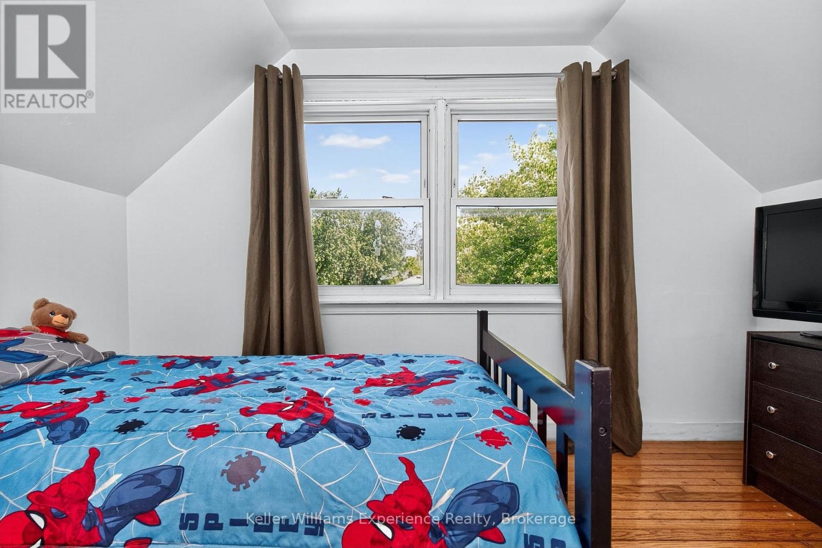 Photo 8 of 2849 Old Fort Road, Tay ON