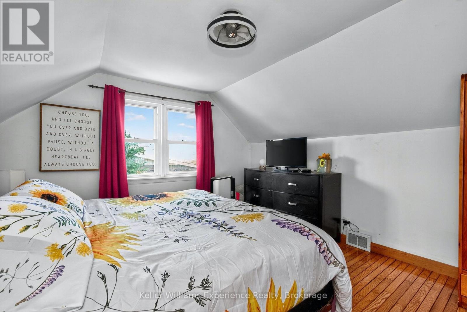 Photo 10 of 2849 Old Fort Road, Tay ON