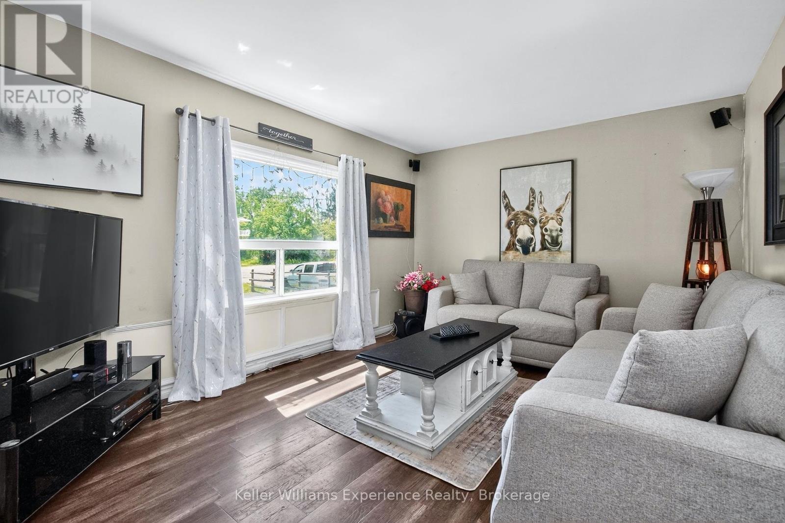 Photo 6 of 2849 Old Fort Road, Tay ON