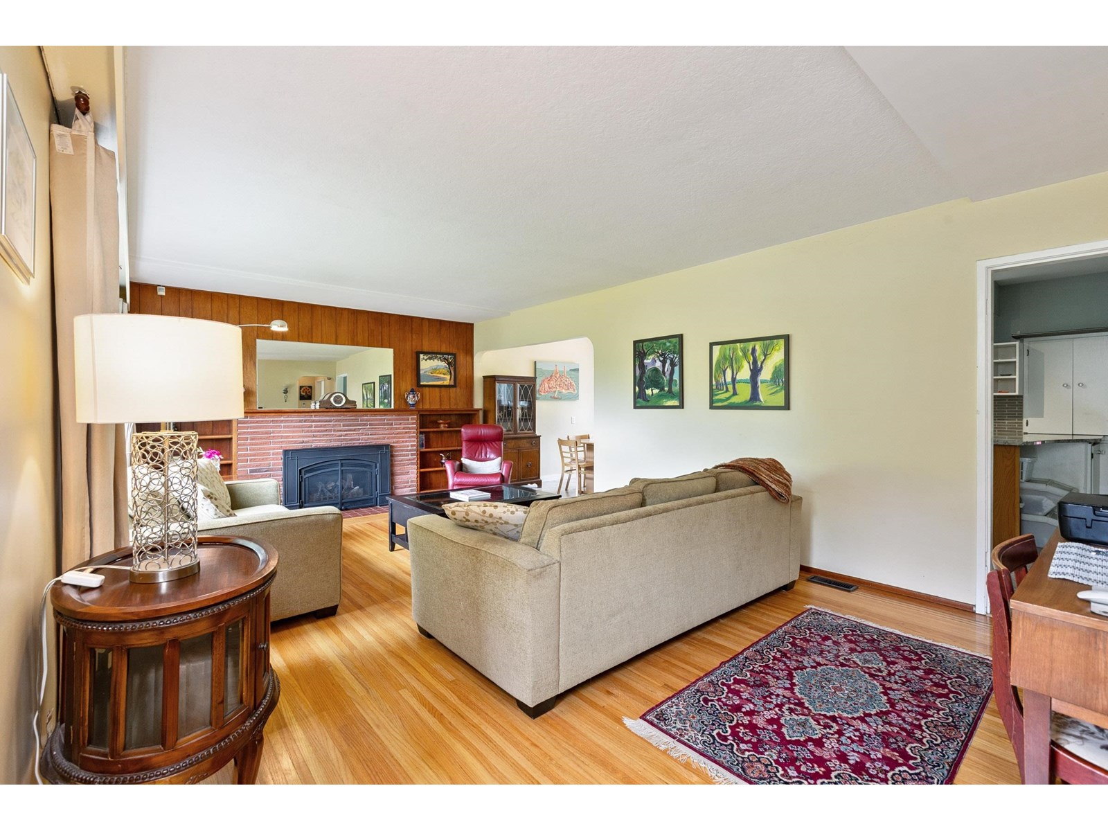Photo 6 of 14093 Magdalen Avenue, White Rock BC