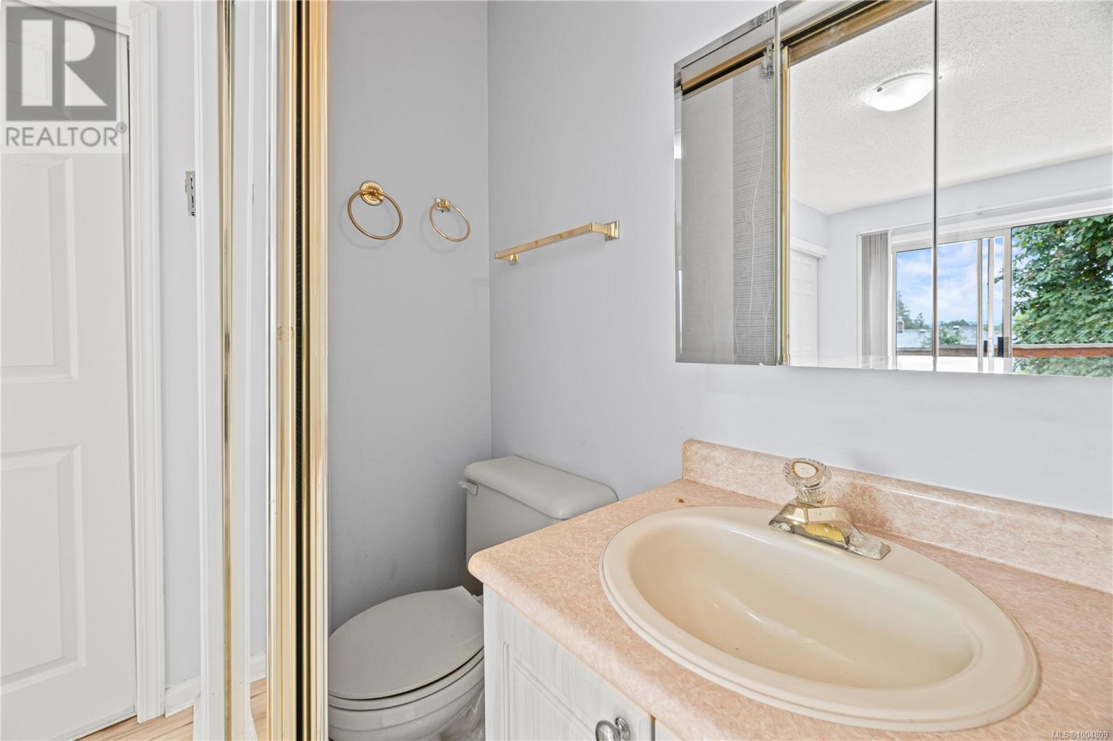 Photo 23 of 3170 Frechette St, Saanich BC