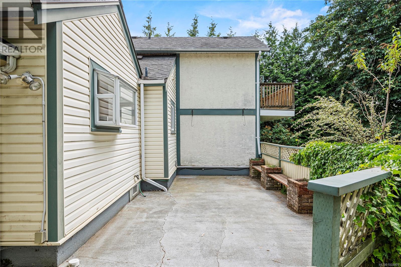 Photo 32 of 3170 Frechette St, Saanich BC
