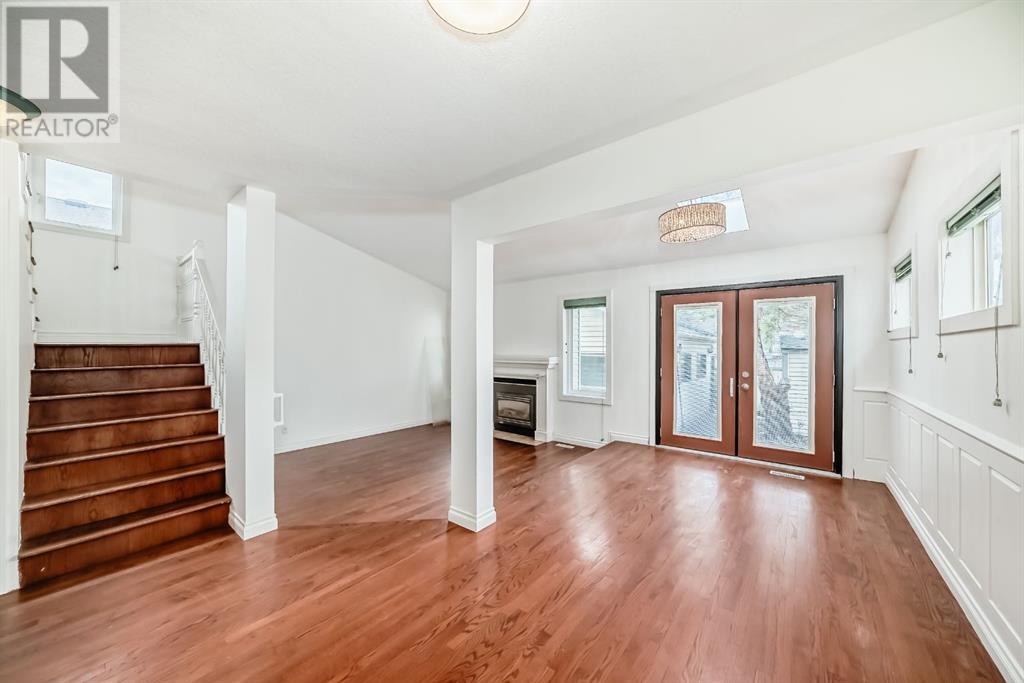 Single Family House for Sale in  Erin Woods Drive SE Erin Woods Calgary 