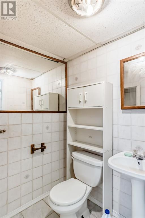 Single Family House for Sale in  Erin Woods Drive SE Erin Woods Calgary 