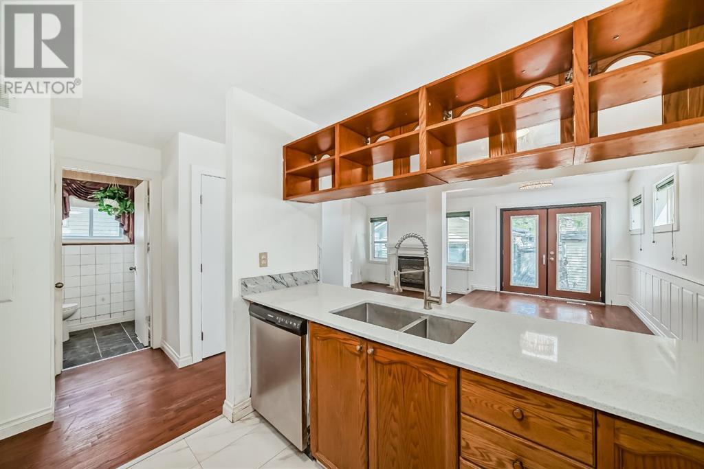 Single Family House for Sale in  Erin Woods Drive SE Erin Woods Calgary 