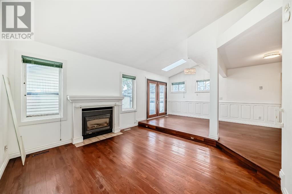 Single Family House for Sale in  Erin Woods Drive SE Erin Woods Calgary 