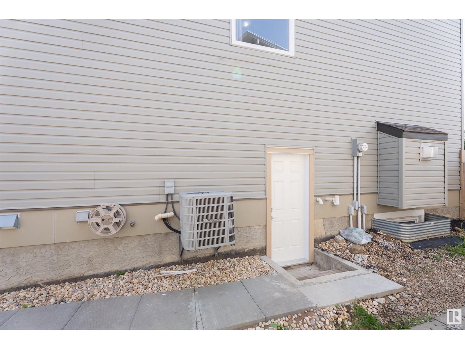 Photo 32 of 3730 9 St Nw, Edmonton AB