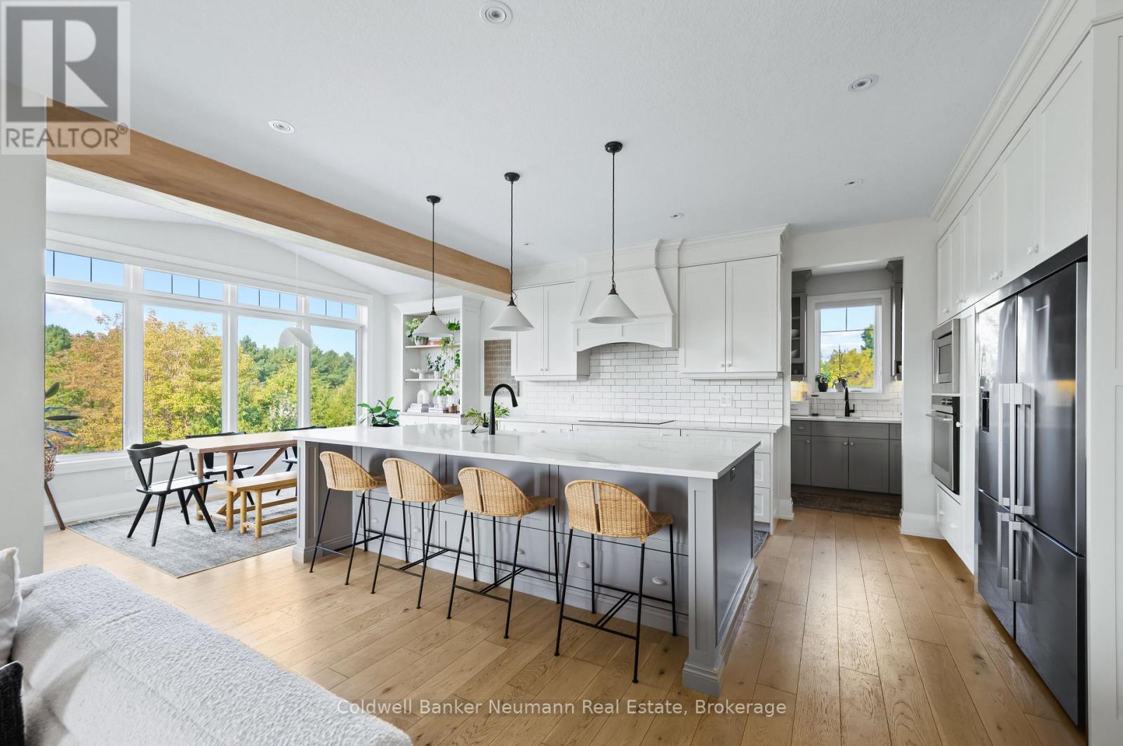 Photo 4 of 22 Hilltop Road, Guelph ON