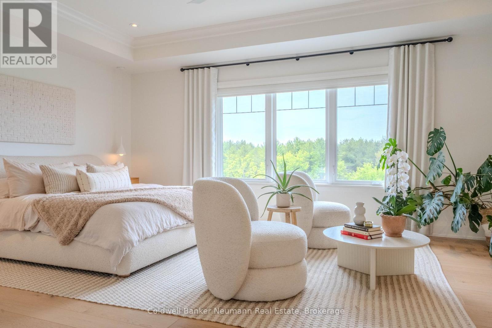 Photo 7 of 22 Hilltop Road, Guelph ON