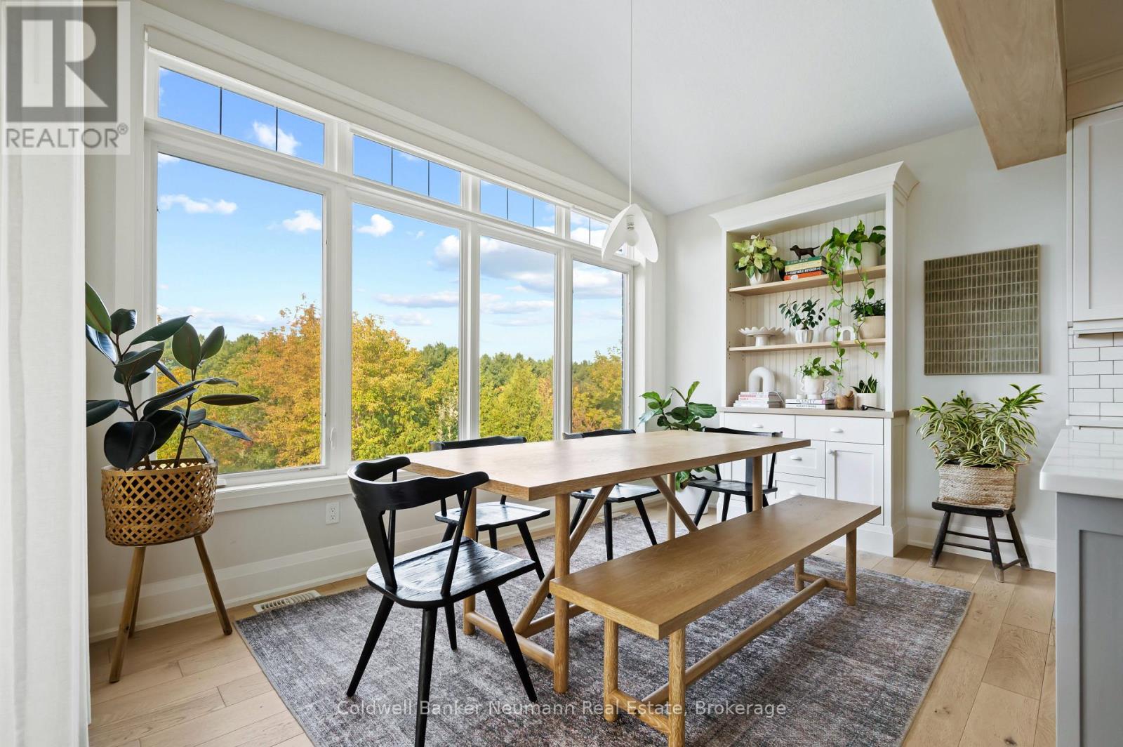 Photo 5 of 22 Hilltop Road, Guelph ON