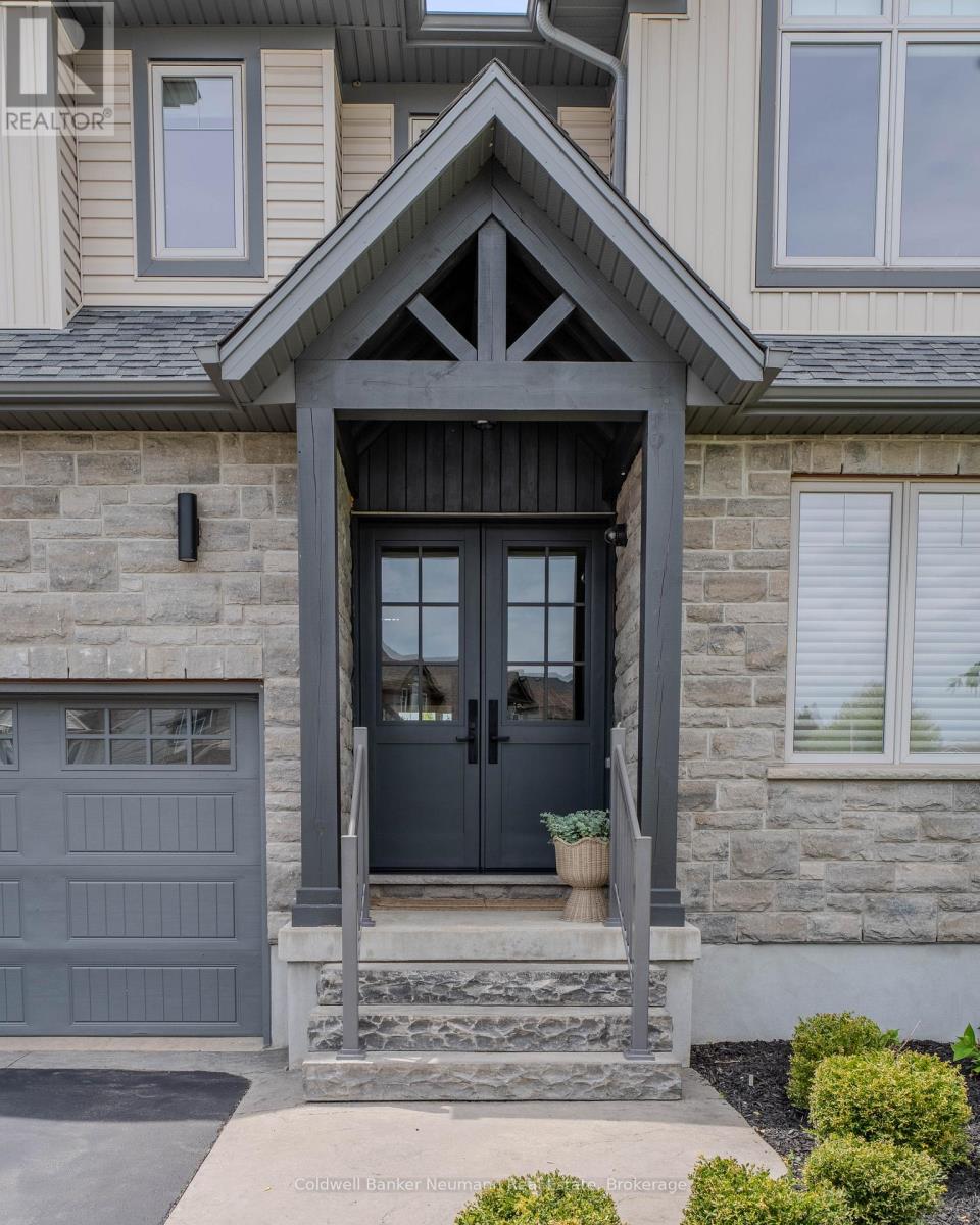 Photo 9 of 22 Hilltop Road, Guelph ON