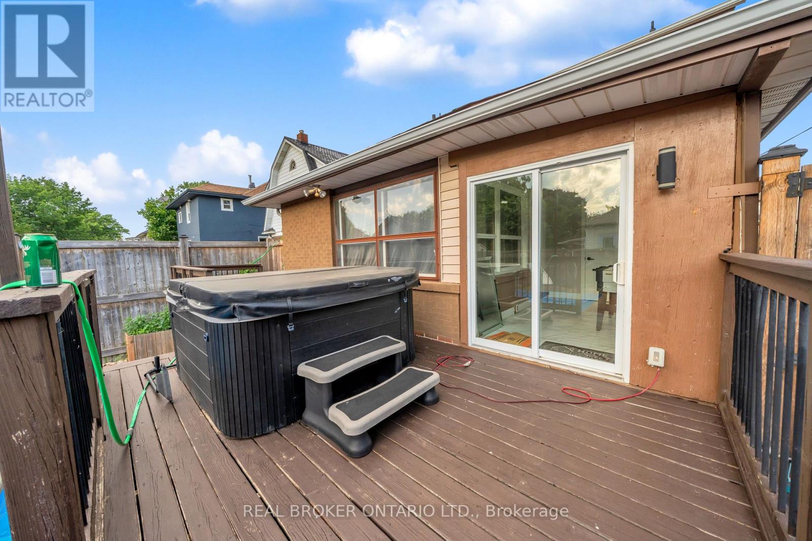 Photo 39 of 5317 Third Avenue, Niagara Falls ON