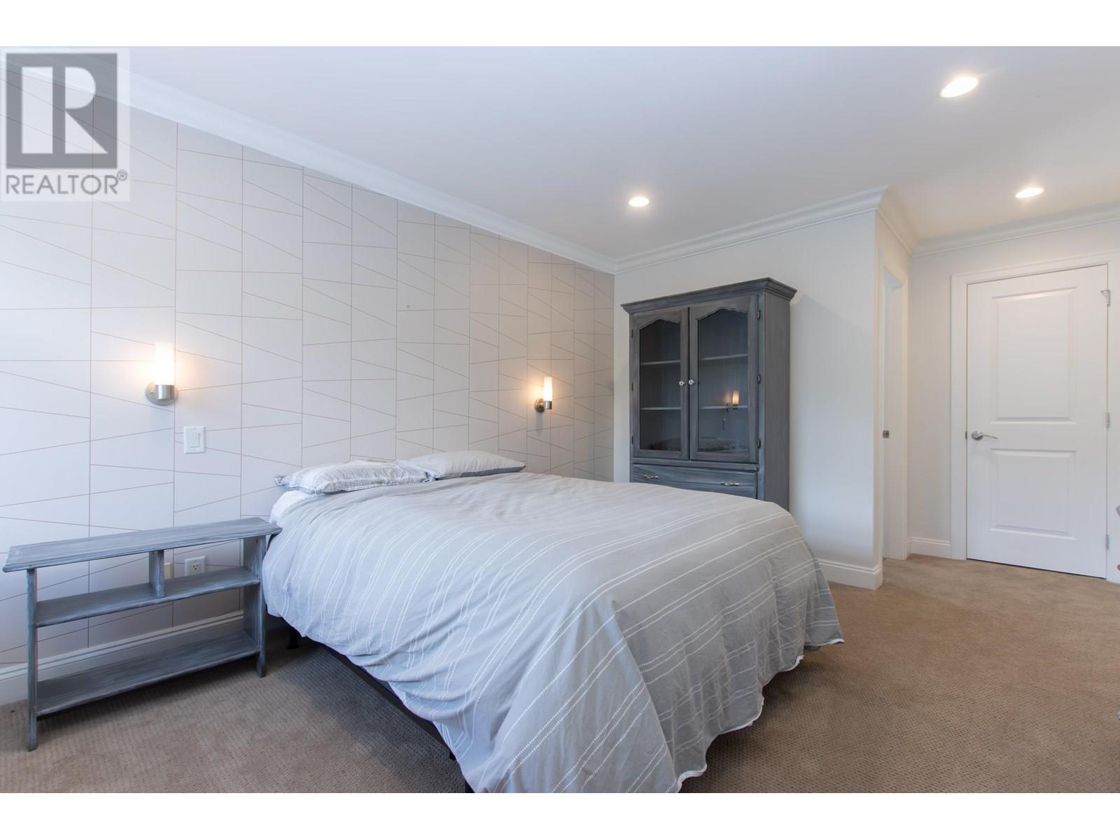 1020 JAY CRESCENT, Squamish real estate listing R3009930