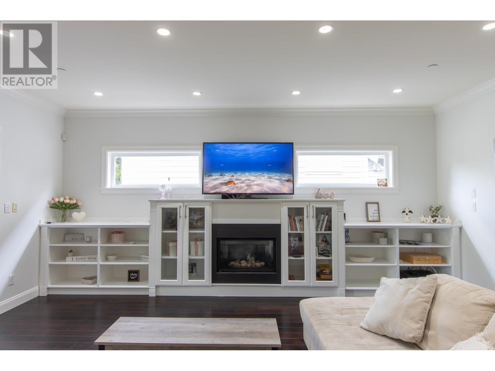 1020 JAY CRESCENT, Squamish real estate listing R3009930