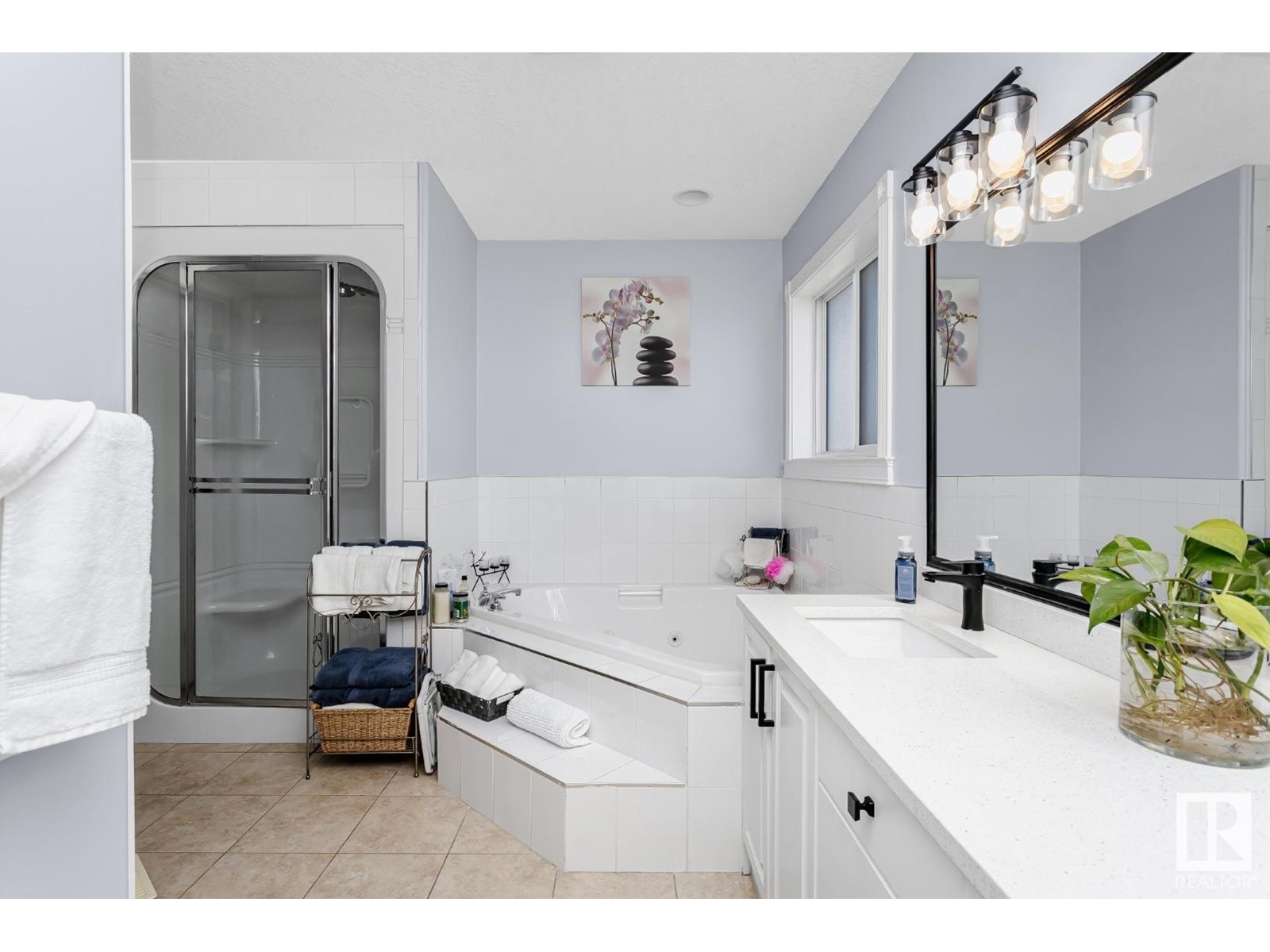 Photo 25 of 6736 11 Av Sw, Edmonton AB
