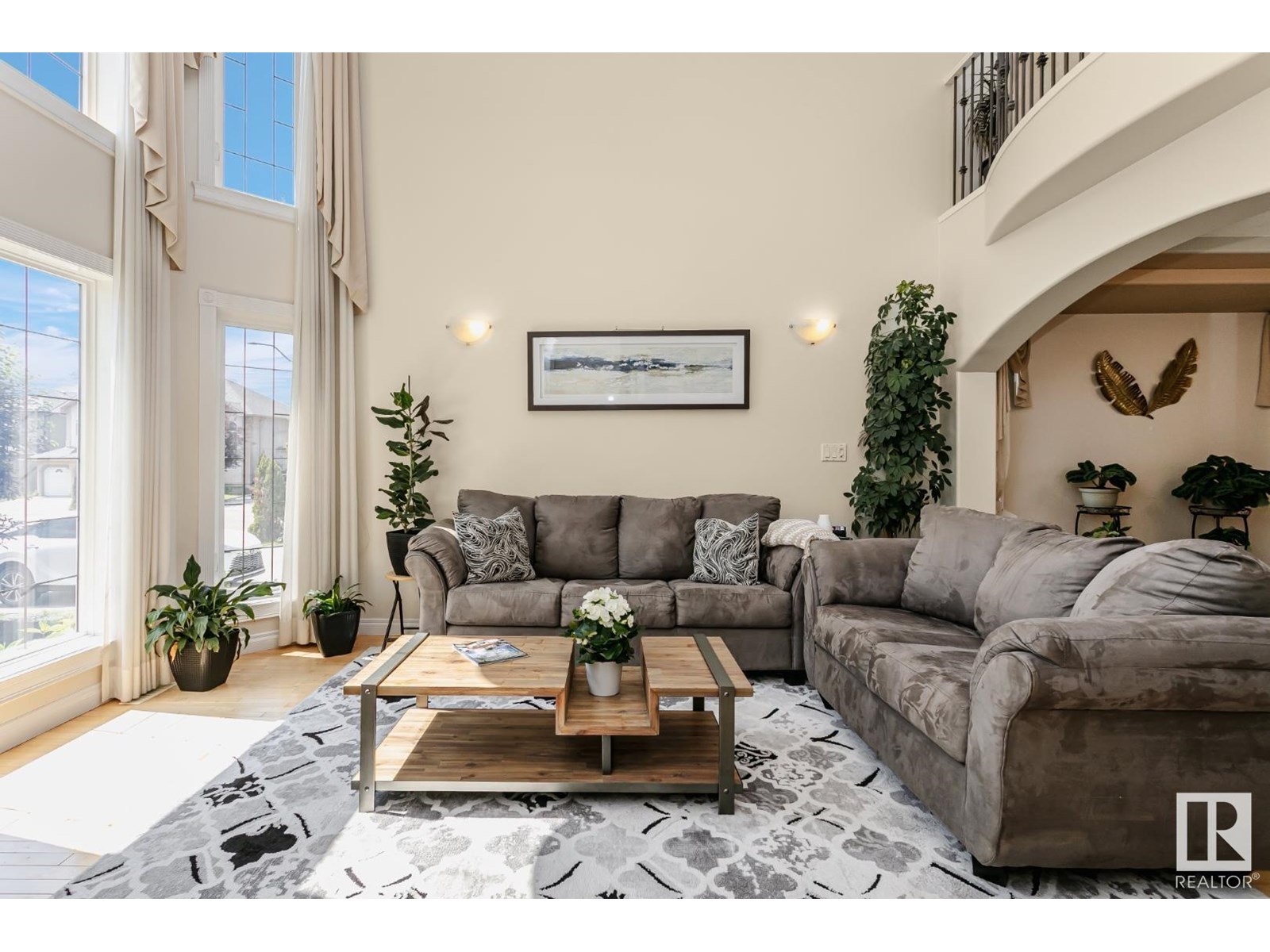 Photo 5 of 6736 11 Av Sw, Edmonton AB