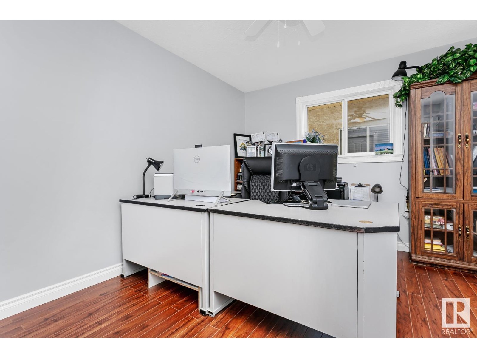 Photo 17 of 6736 11 Av Sw, Edmonton AB