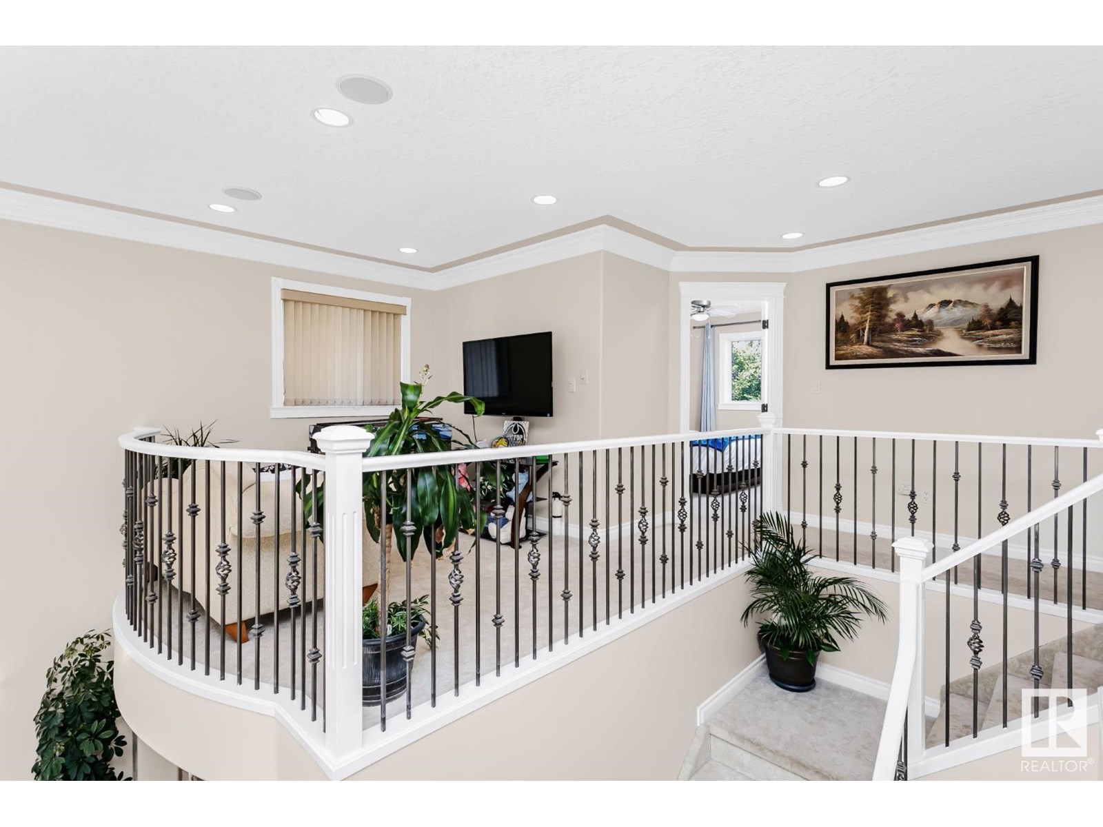 Photo 22 of 6736 11 Av Sw, Edmonton AB