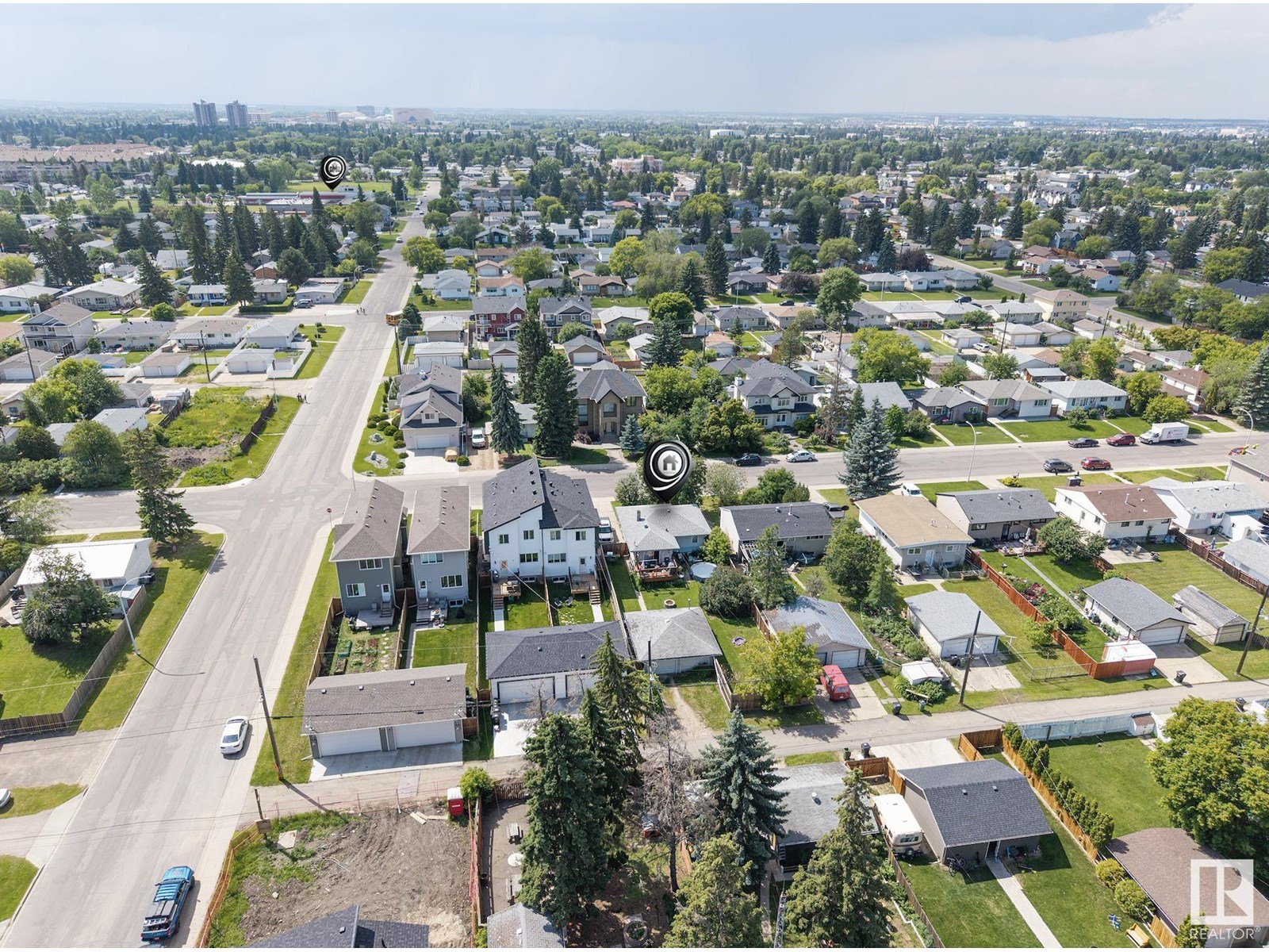Photo 5 of 9111 151 St Nw, Edmonton AB
